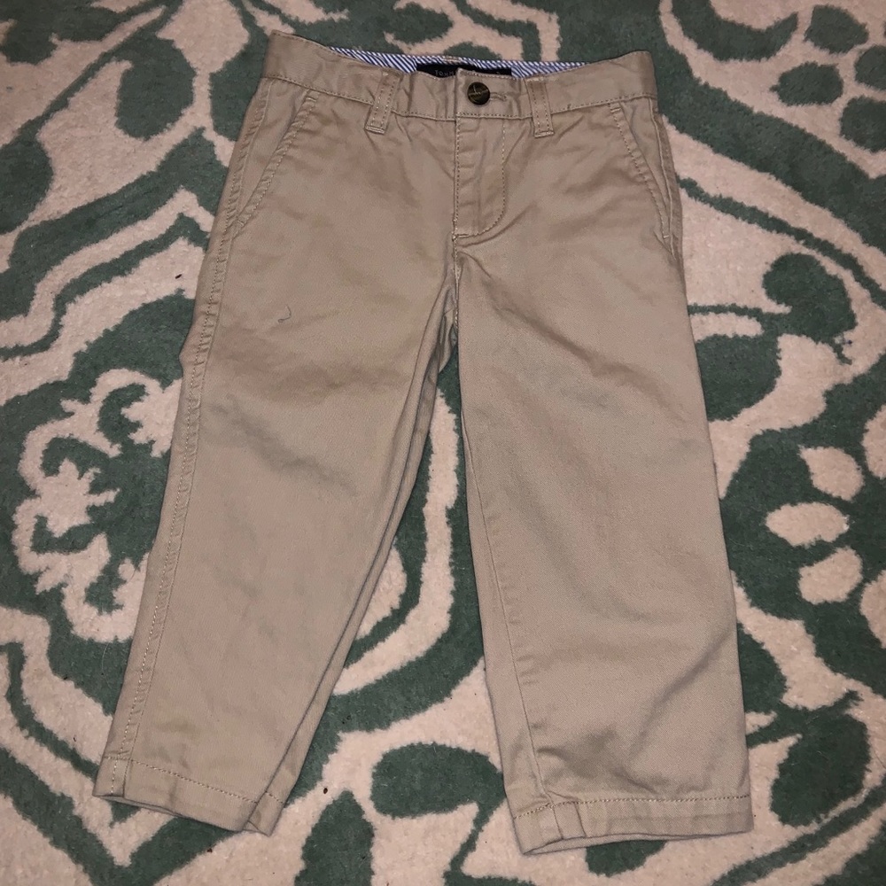 Tommy Hilfiger khaki pants - size 3T
